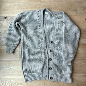 Doen cozy alpaca oversized cardigan. Fits like a L.